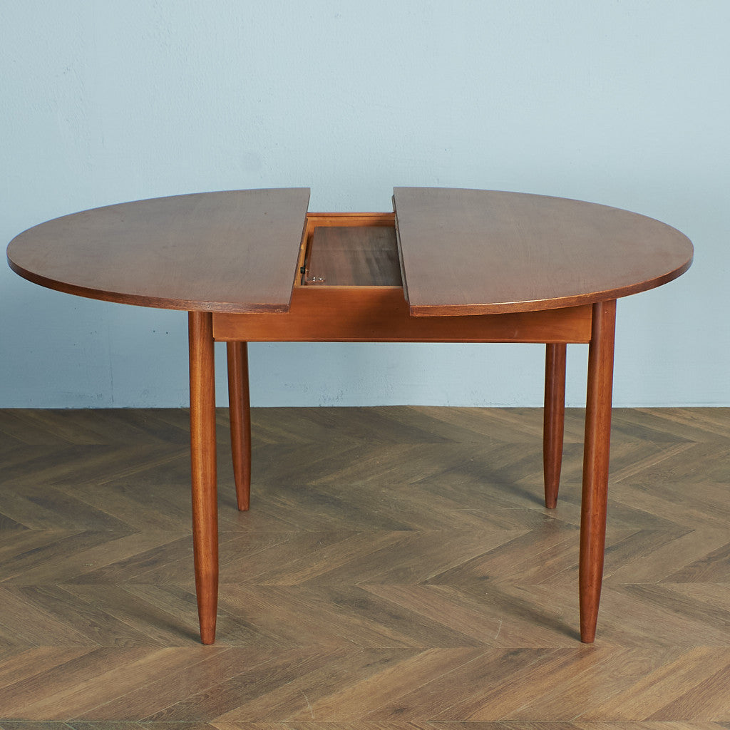 British vintage extension round dining table #74545