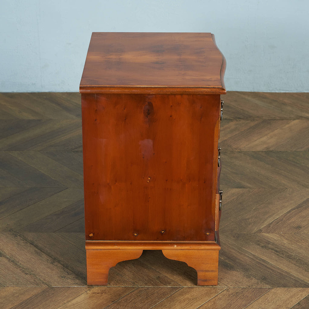 British Classic Side Chest #85390