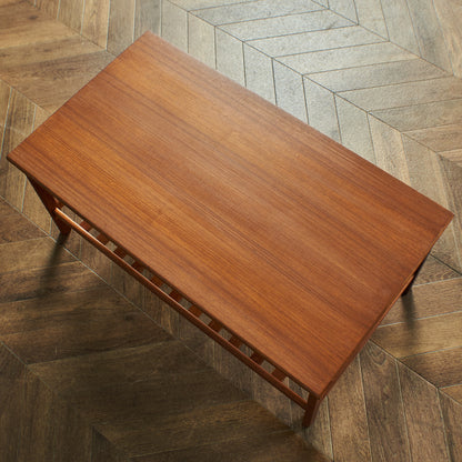 British Vintage Center Table #79359