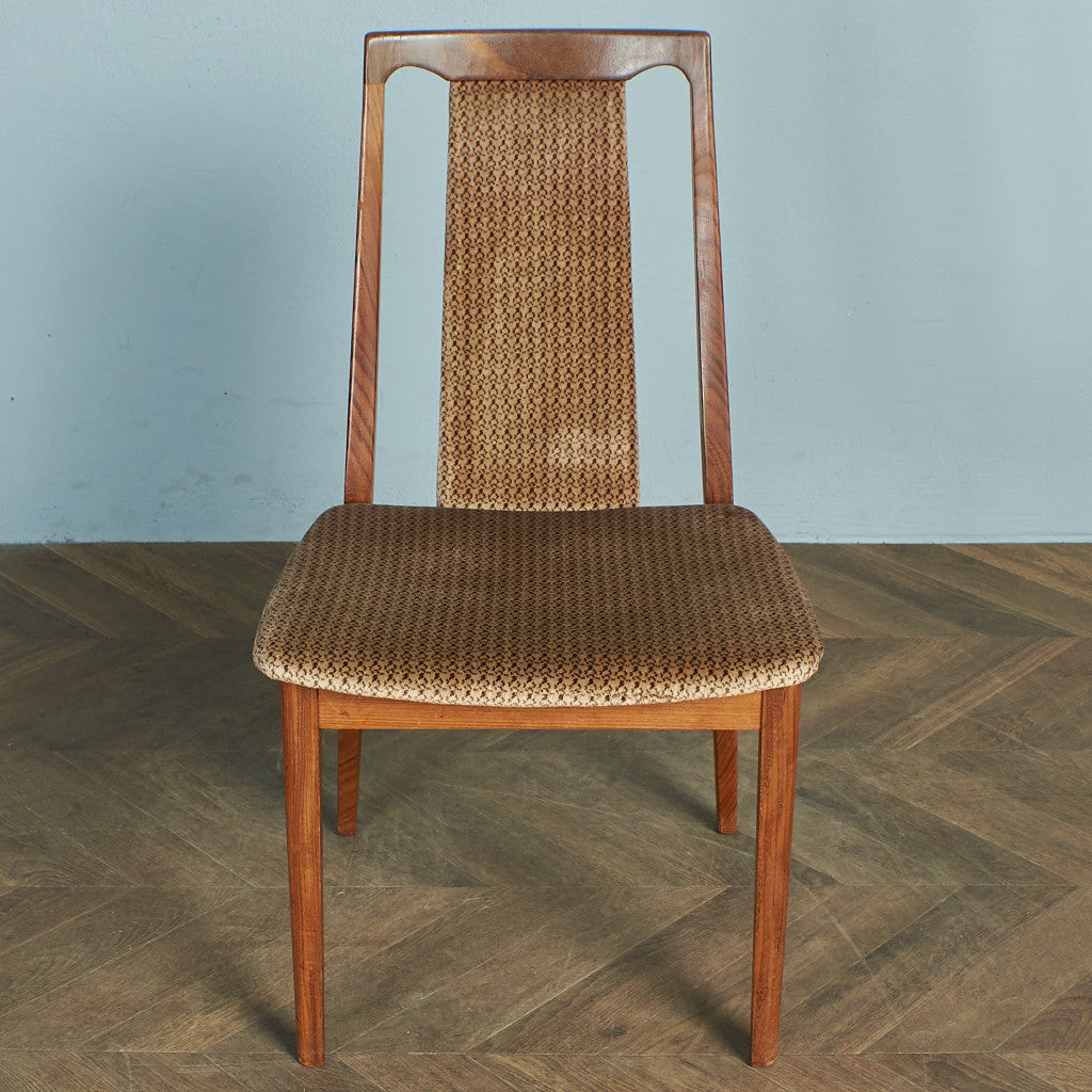 Fresco パッドバックダイニングチェア(Carver Chair 4566D)