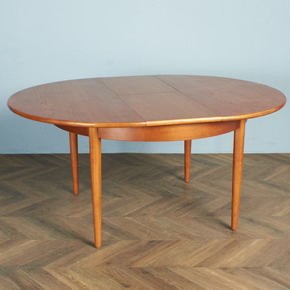 Jentique Extendable Round Dining Table #74387
