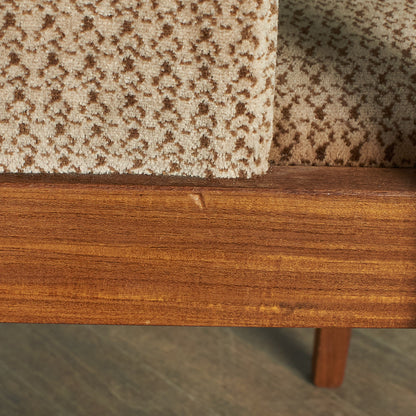 Fresco パッドバックダイニングチェア(Carver Chair 4566D)