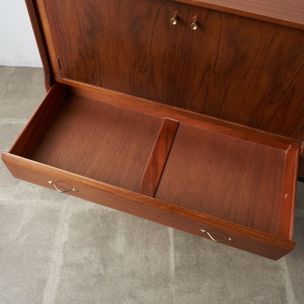 [67366][Jentique] Vintage sideboard