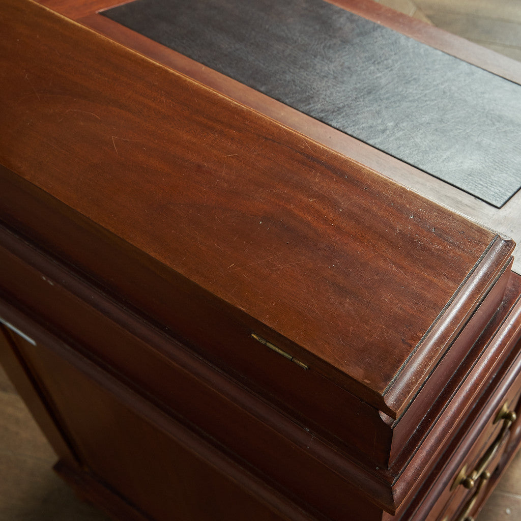 British Classic Davenport Desk #82120