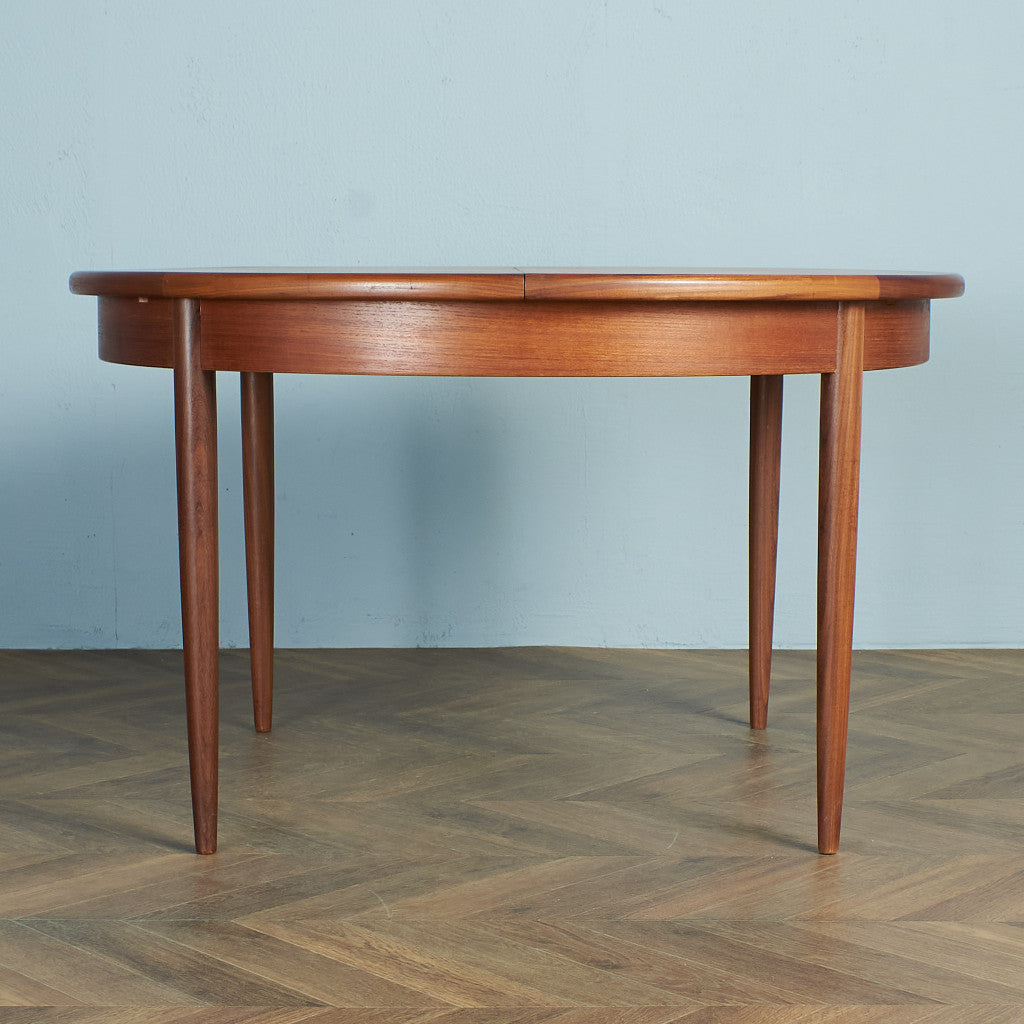 G-PLAN Extension Round Dining Table #74519