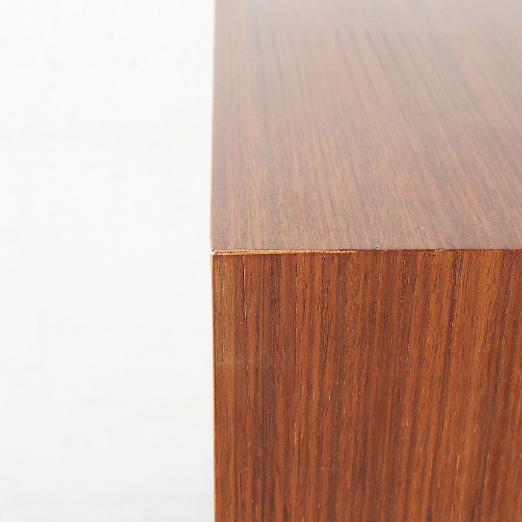 [67469][Meredew] Vintage wide chest