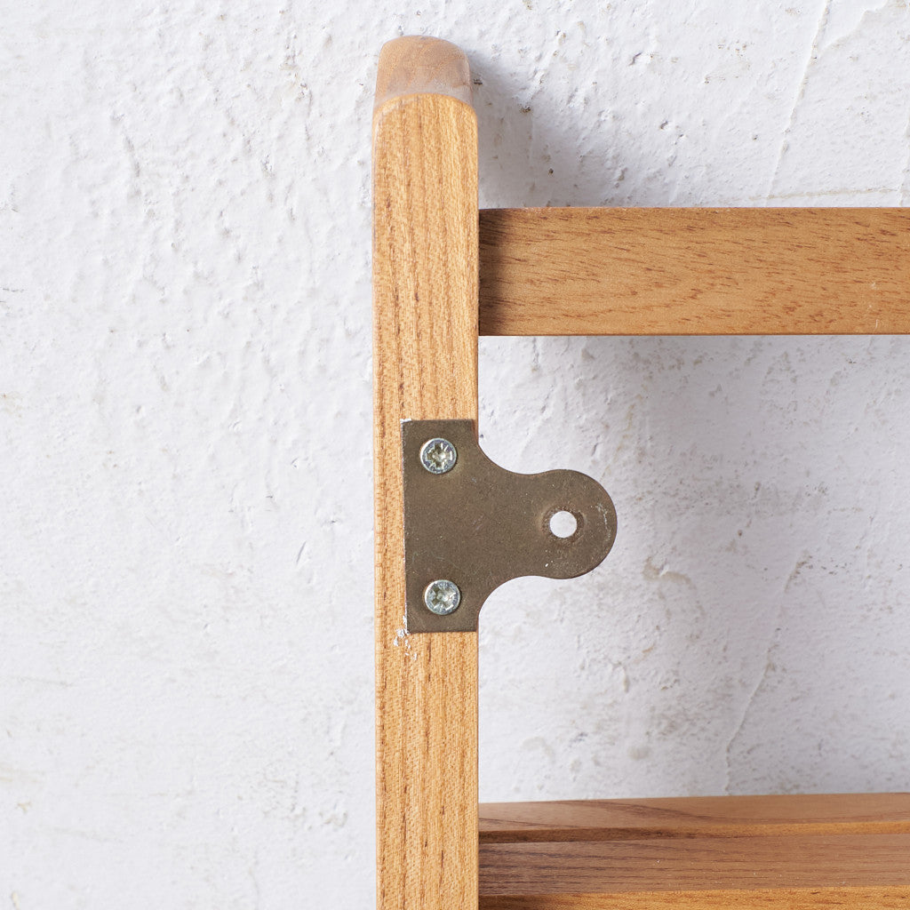 ヴィンテージ ウォールラック (Wall Mounted Plate Rack model 268)