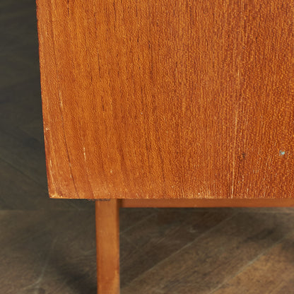 British vintage sideboard / repainted top #79763