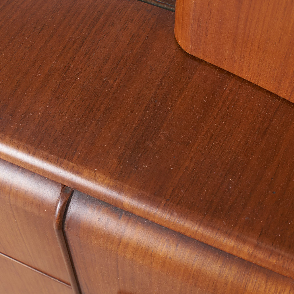 英国ヴィンテージ サイドボード