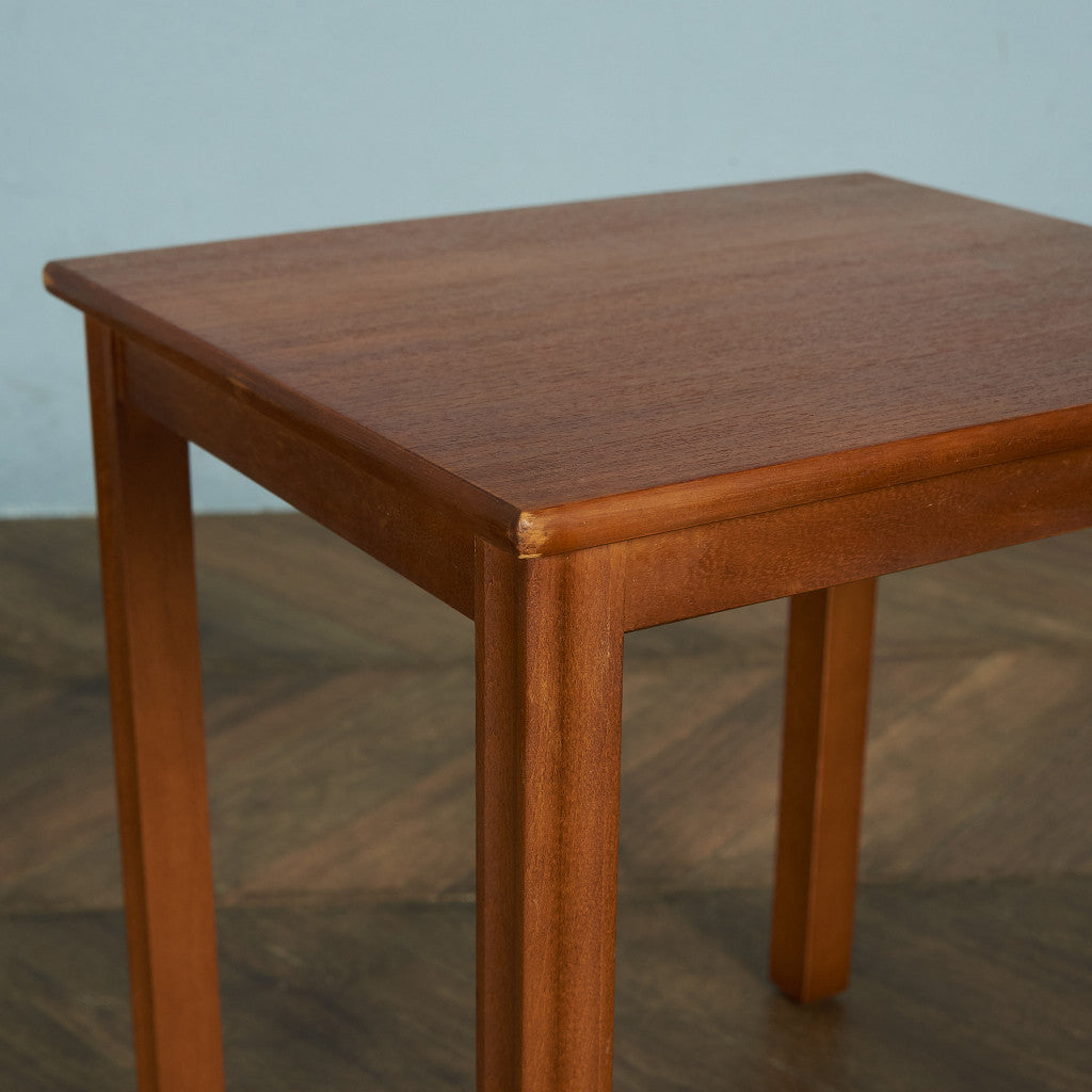 British Vintage Nesting Table #80301