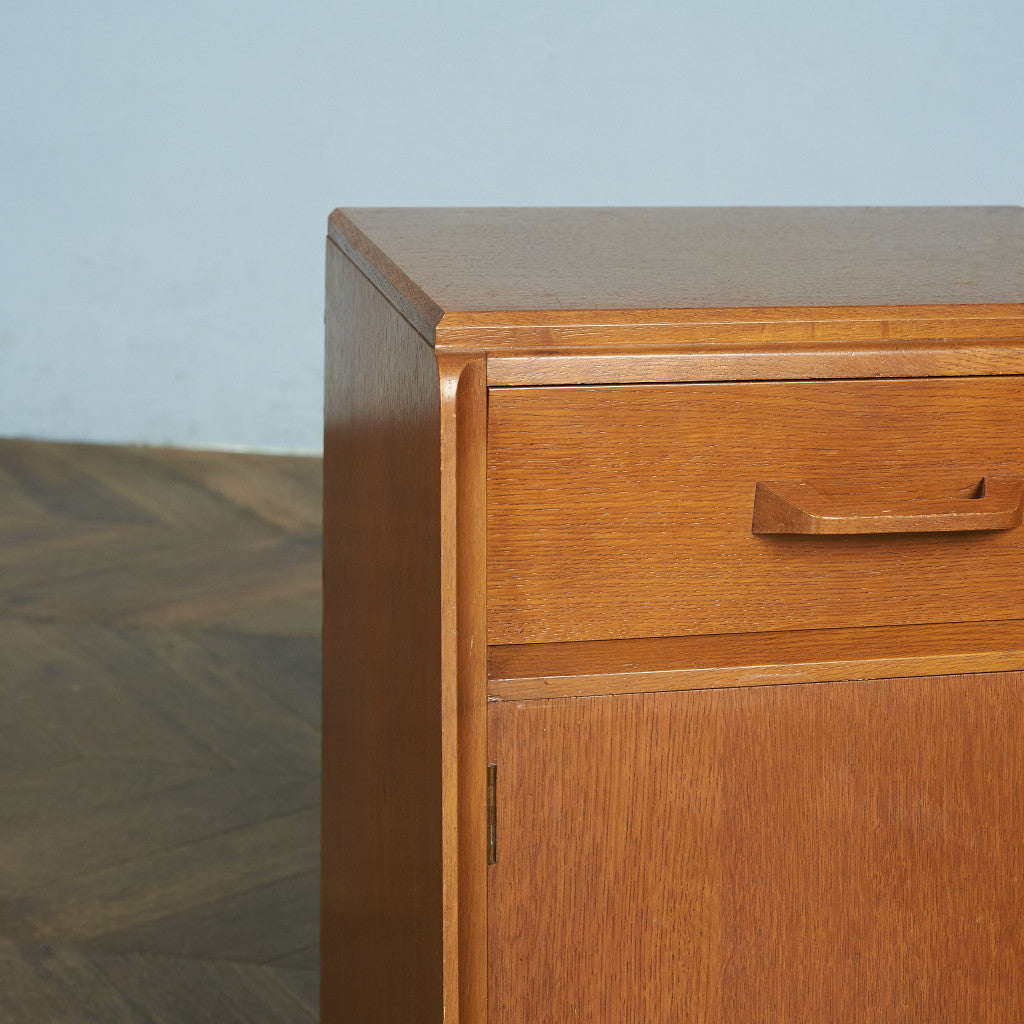 Brandon ベッドサイドキャビネット (B870)