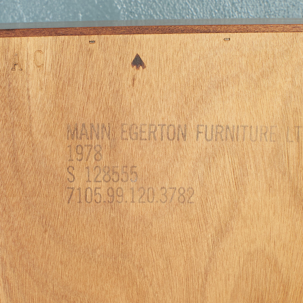 Mann Egerton ヴィンテージ ブックシェルフ