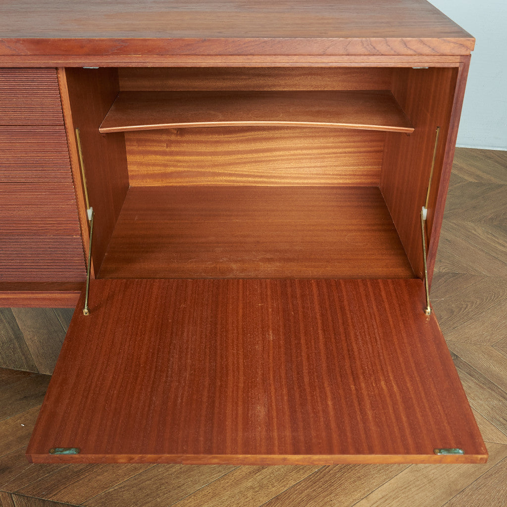 White &amp; Newton Vintage Sideboard #80484