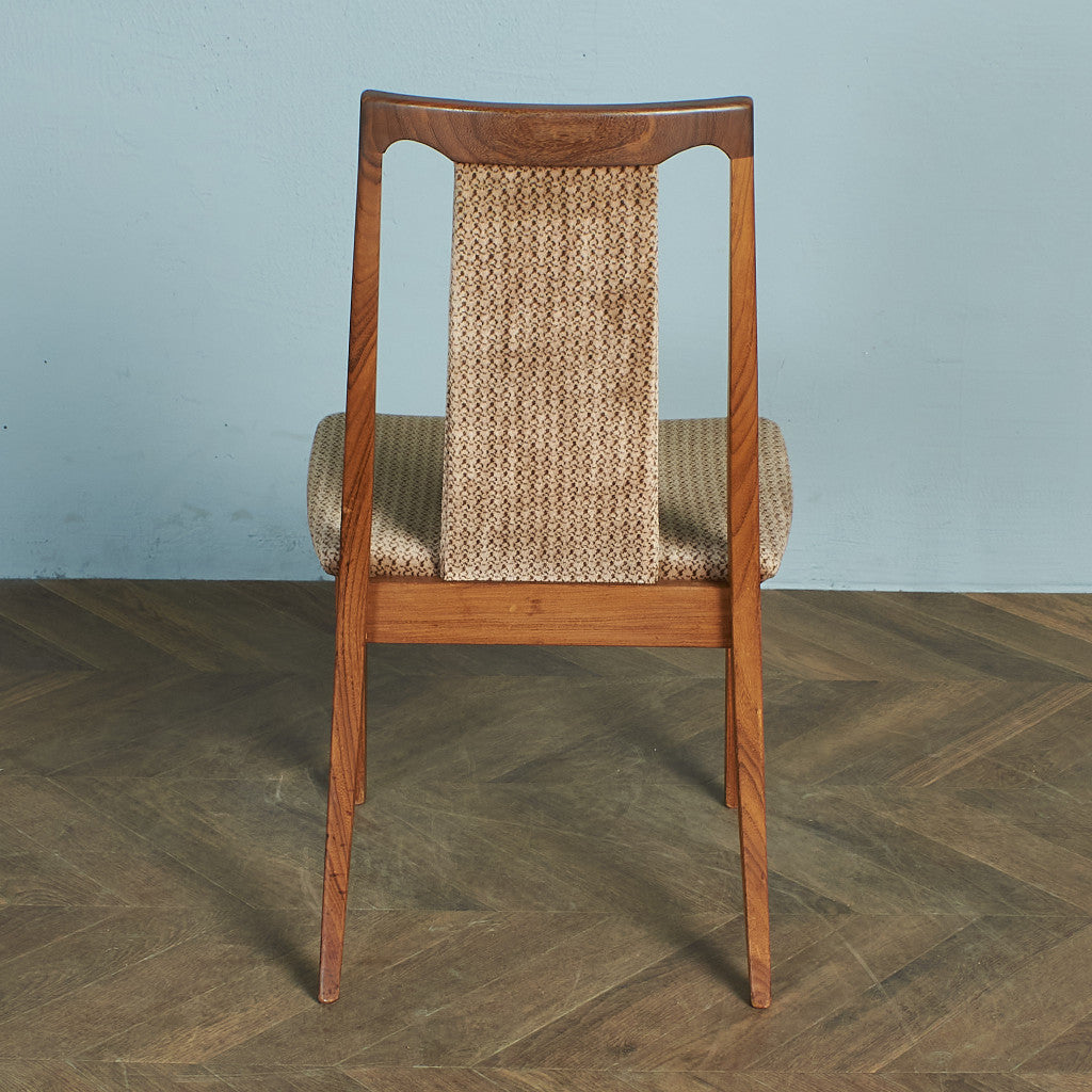 Fresco パッドバックダイニングチェア(Carver Chair 4566D)