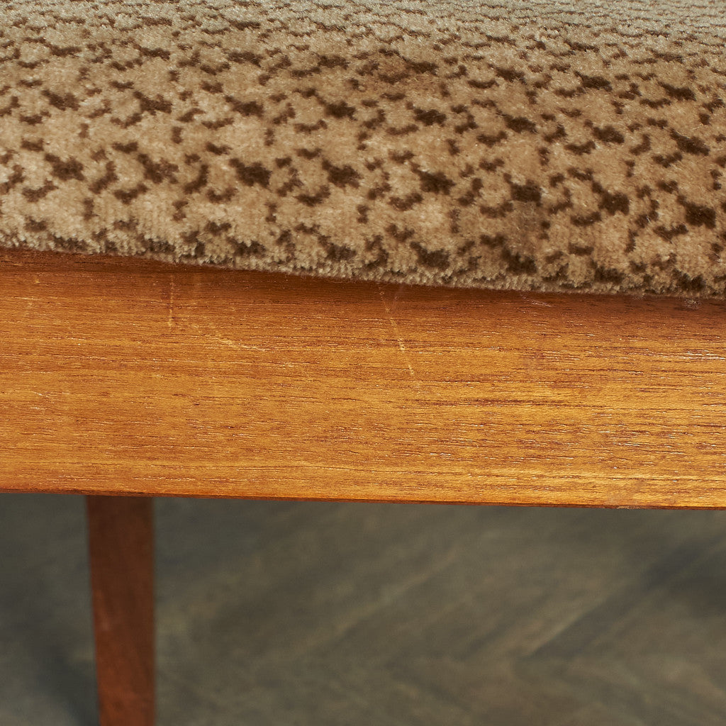 Fresco パッドバックダイニングチェア(Carver Chair 4566D)