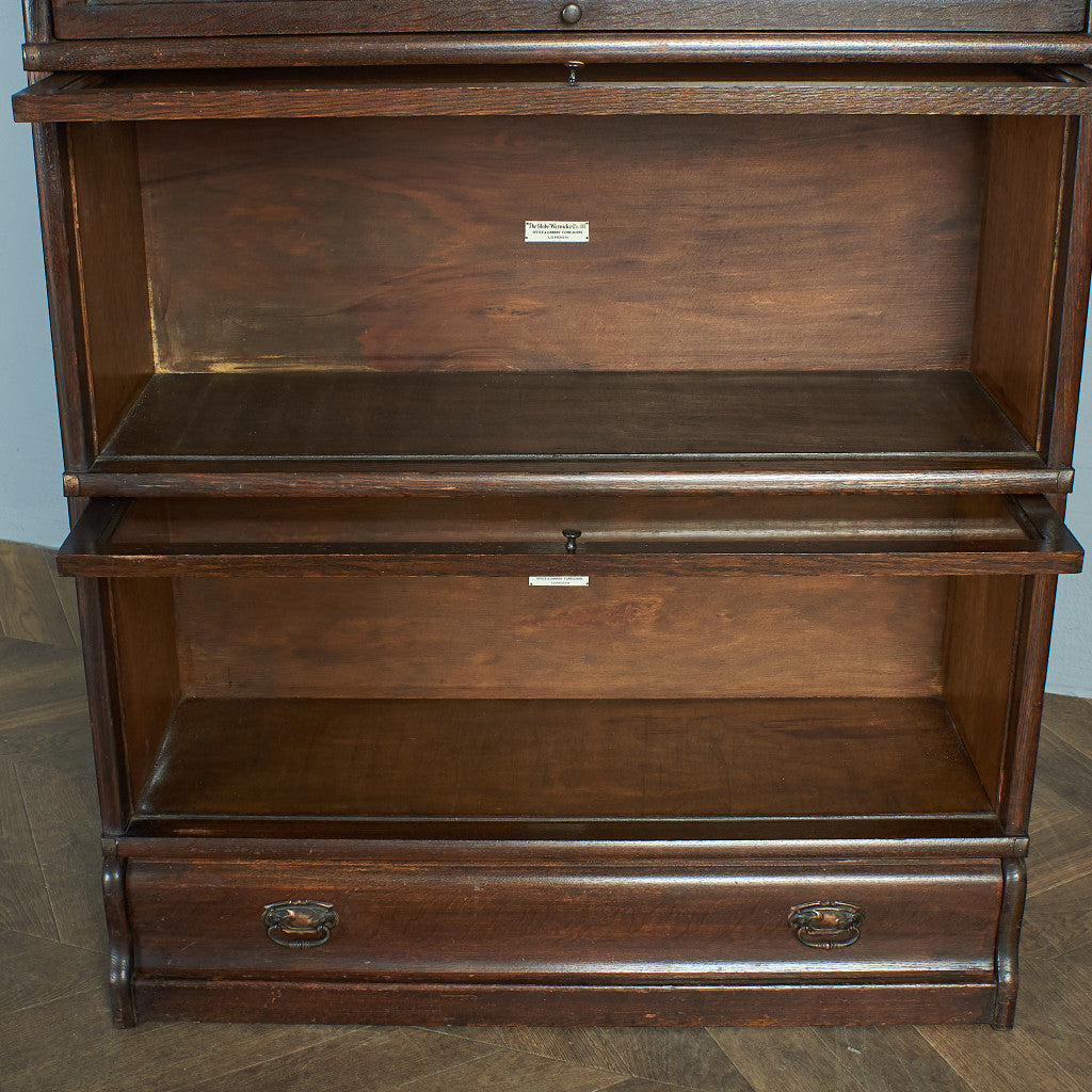 [67547][Globe Wernicke] Stackable bookcase