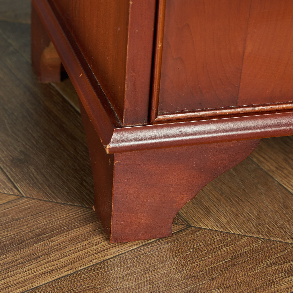 British classic side cabinet with sliding top #82103