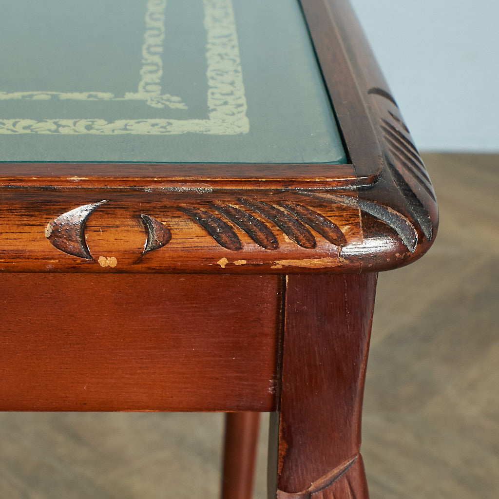 British classic glass top nesting table #78638