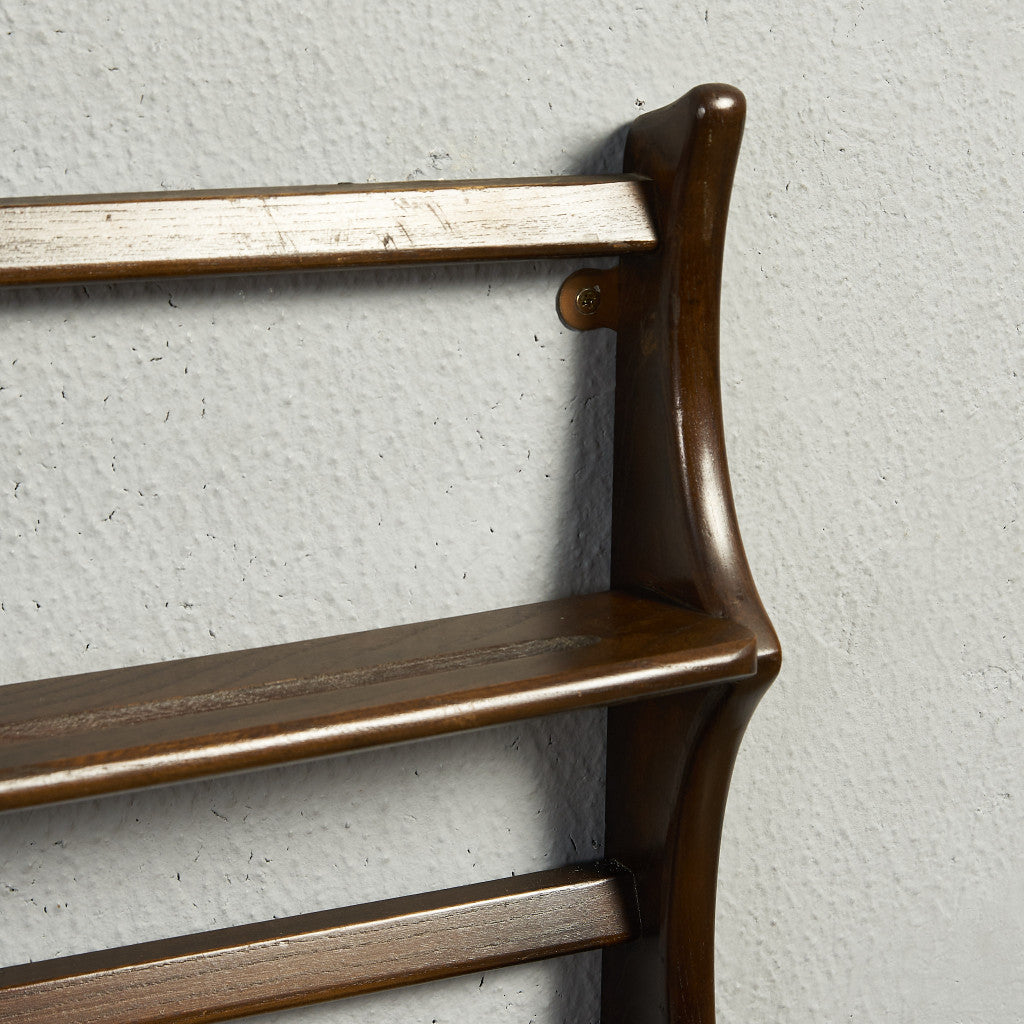 ヴィンテージ ウォールラック (Wall Mounted Plate Rack model 268)