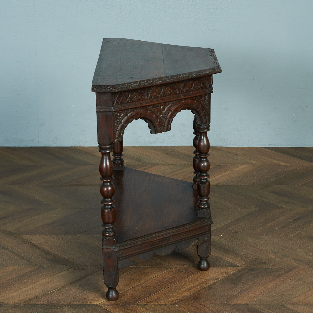 British classic oak side table #80476