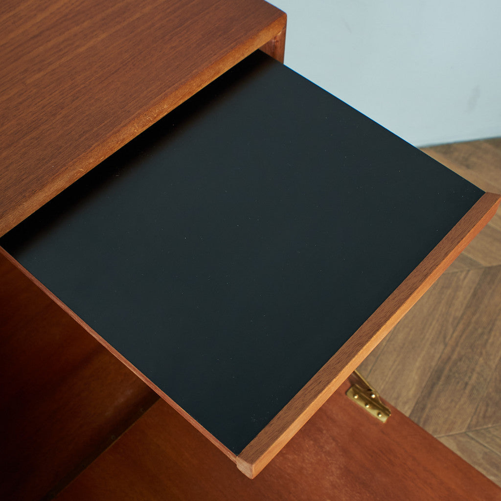 ヴィンテージ サイドボード