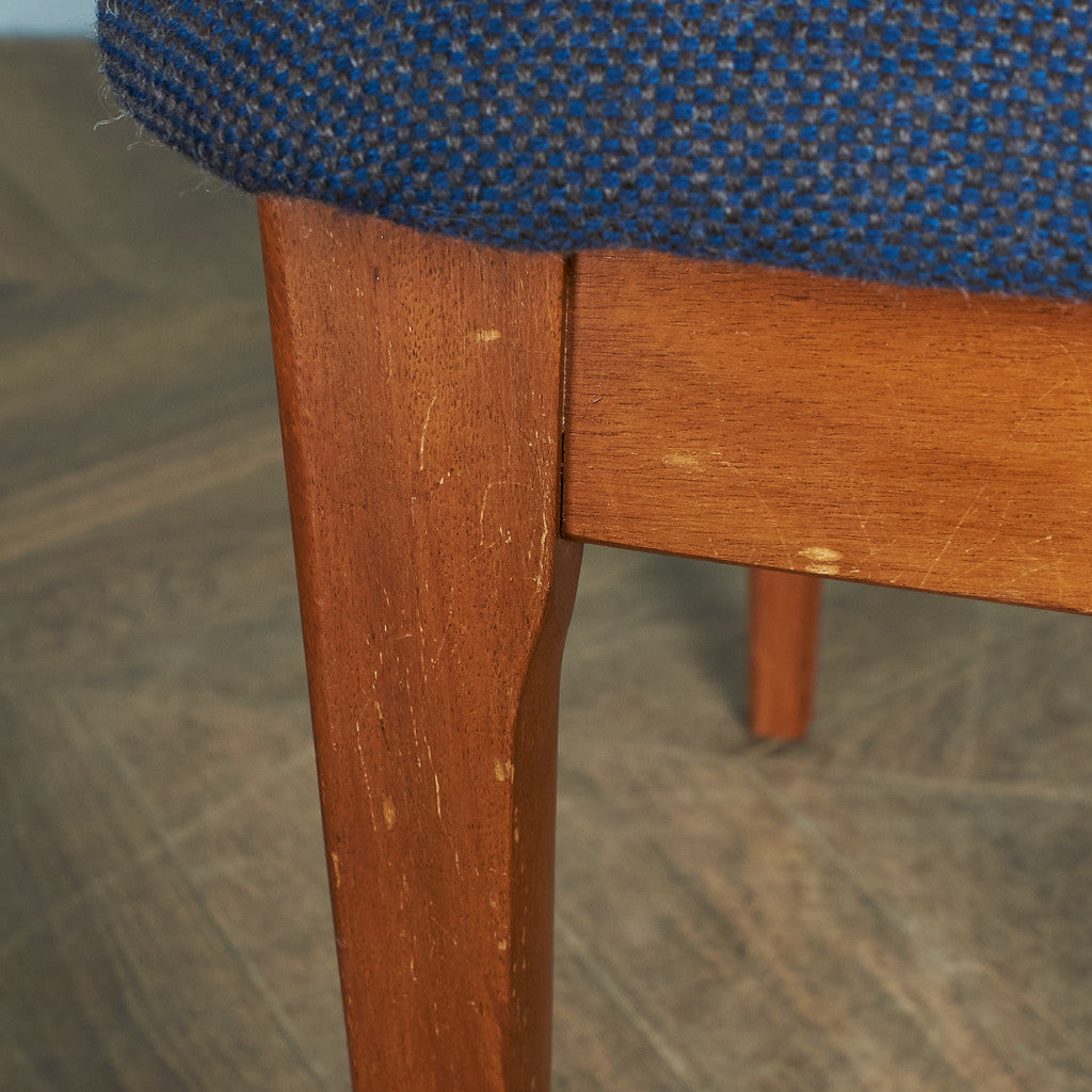 [68905][Nathan] Vintage dining chair / seat reupholstered