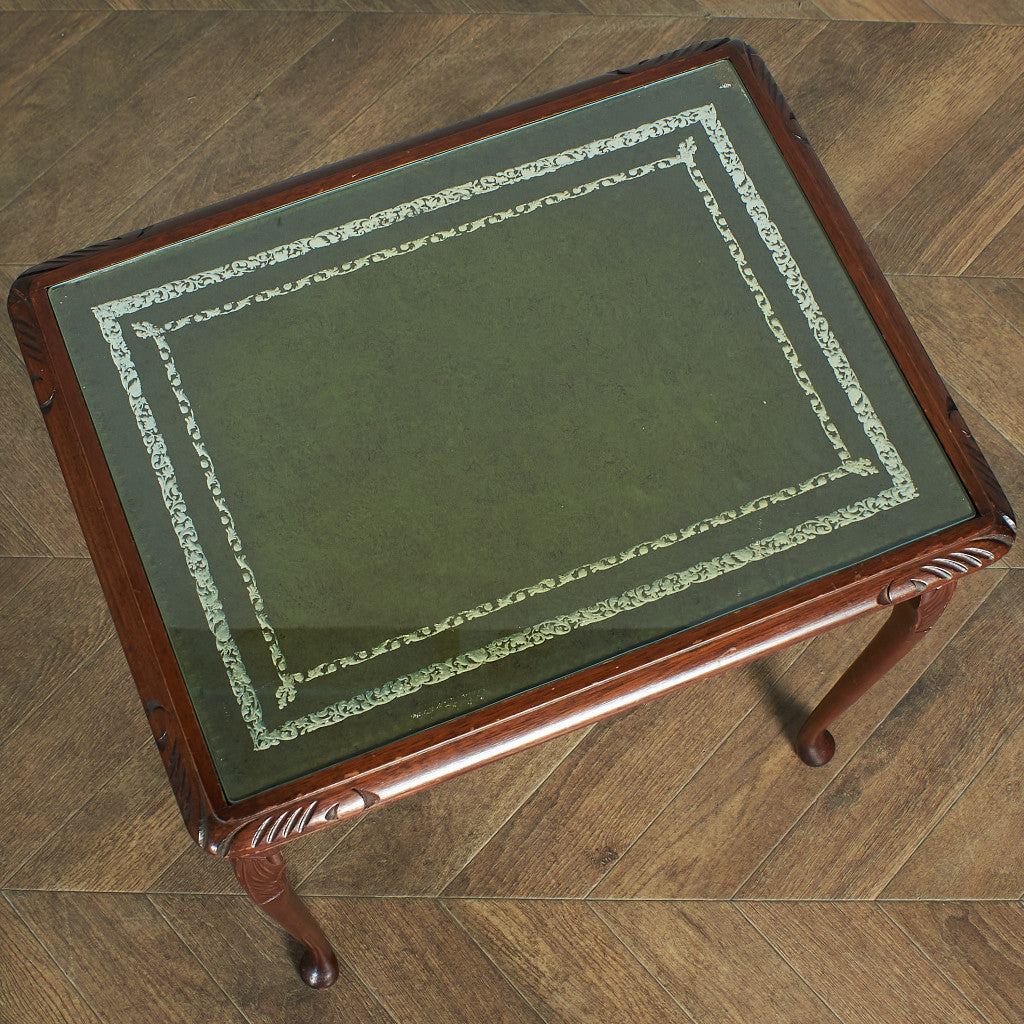 British classic glass top nesting table #78638