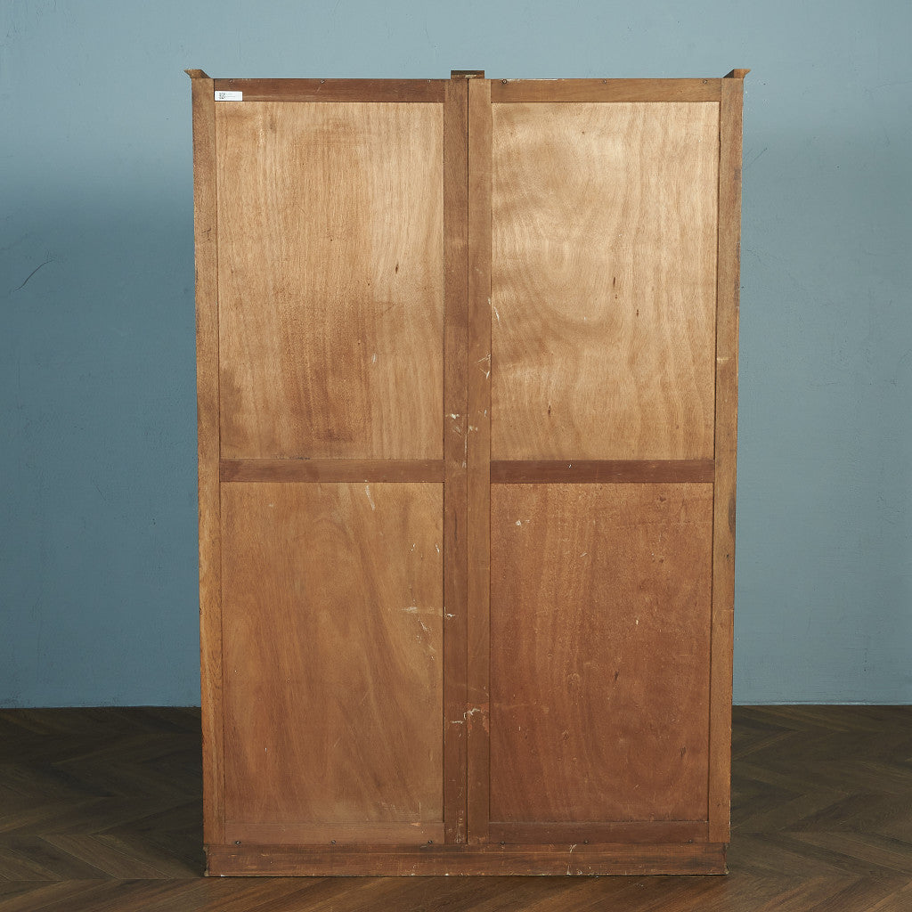 British Classic Wardrobe #81680