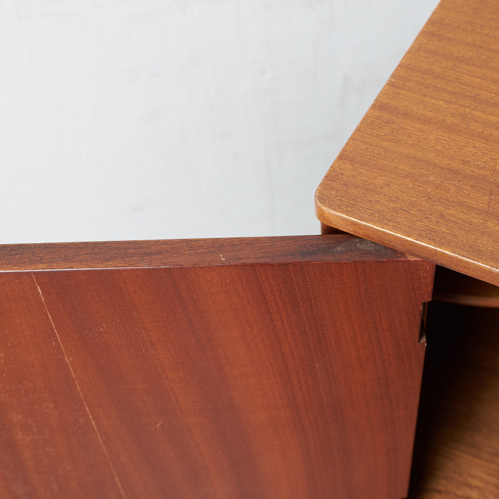 [67366][Jentique] Vintage sideboard
