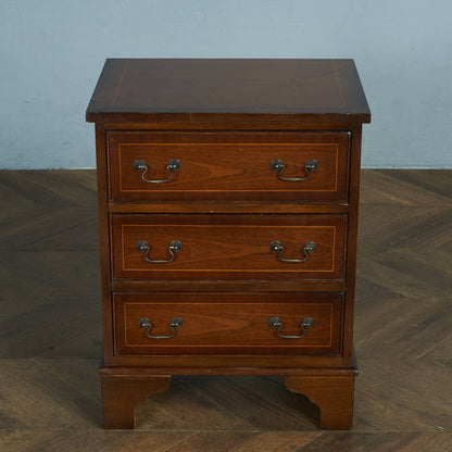British Classic 3-Drawer Side Chest #83734