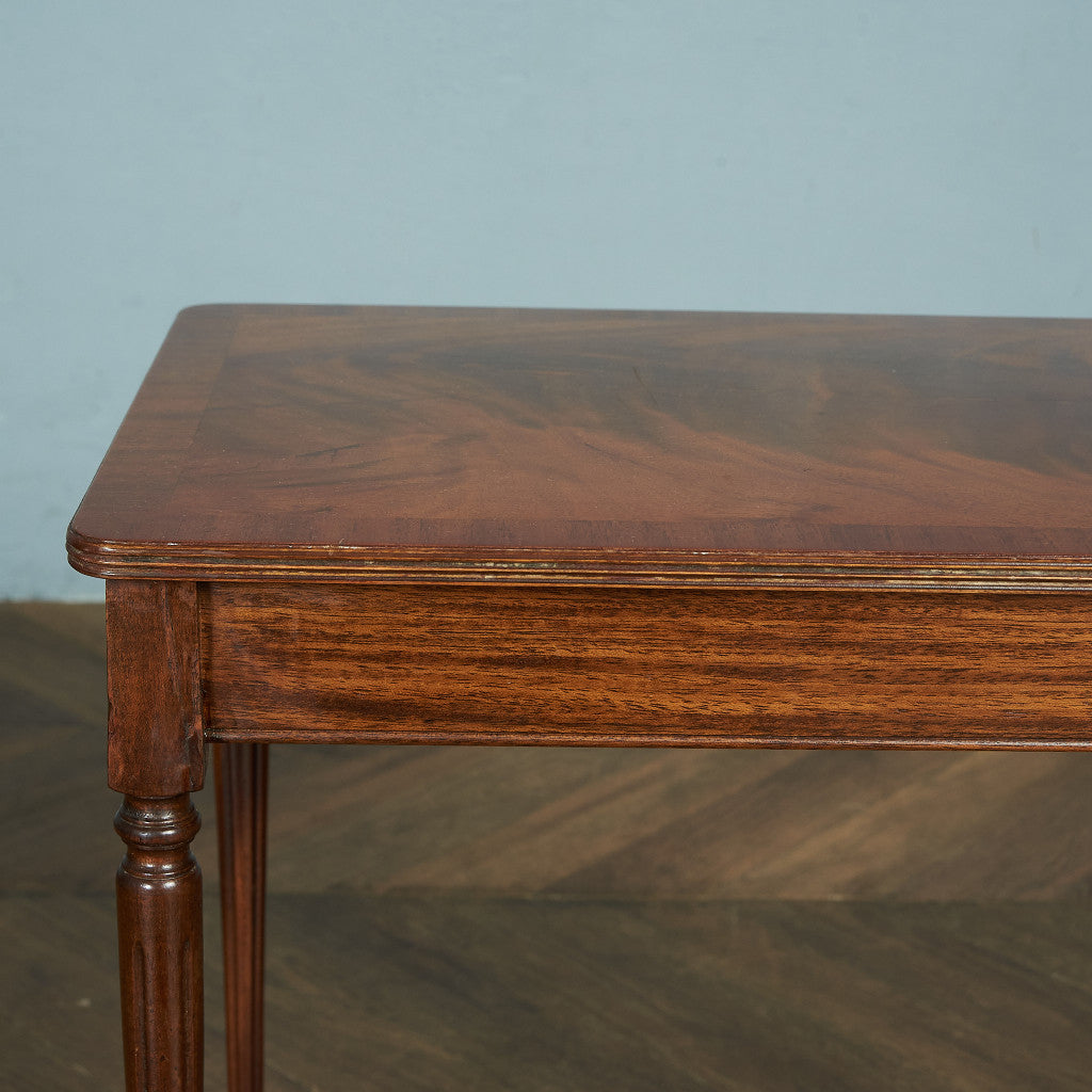 British Classic Nesting Table #74774