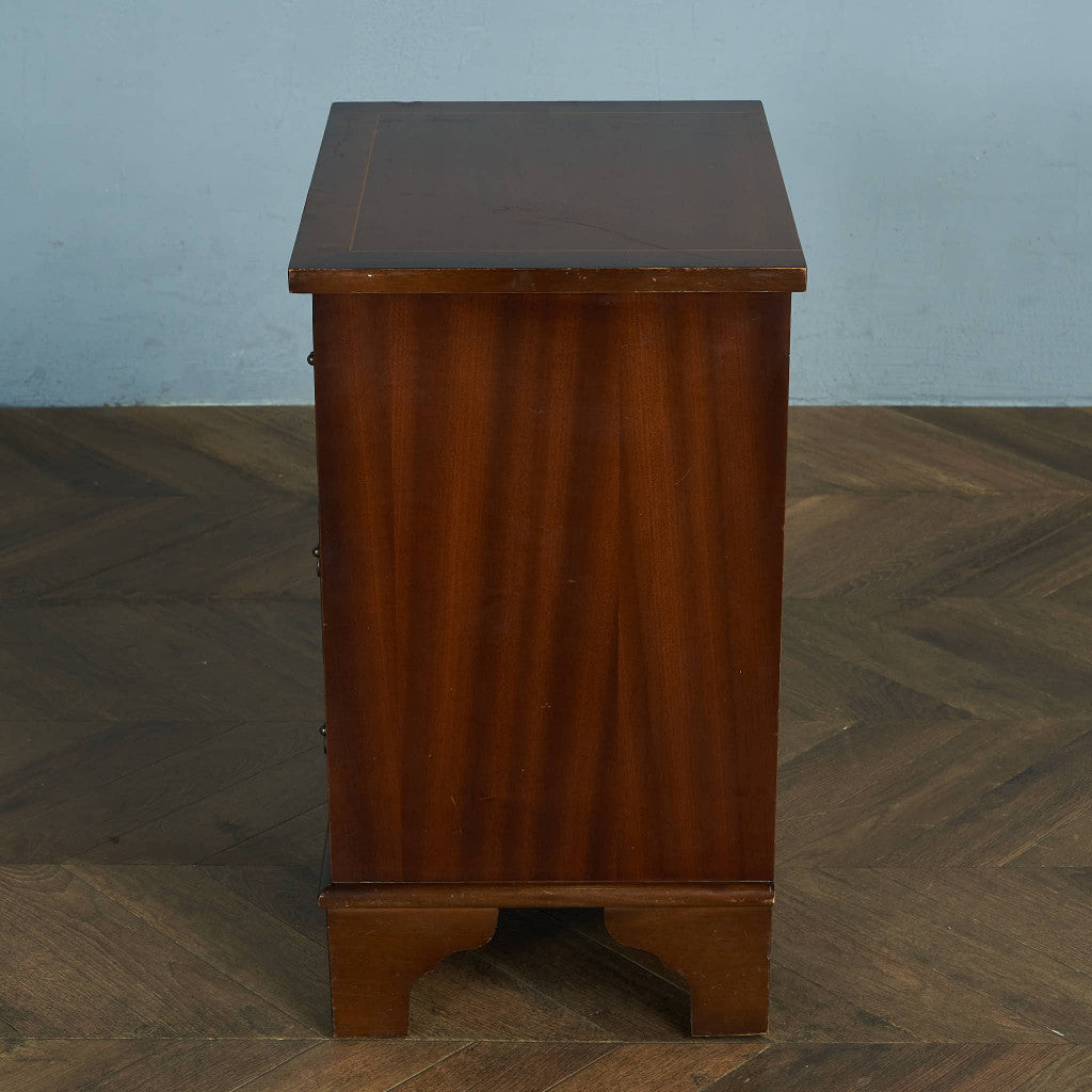 British Classic 3-Drawer Side Chest #83734