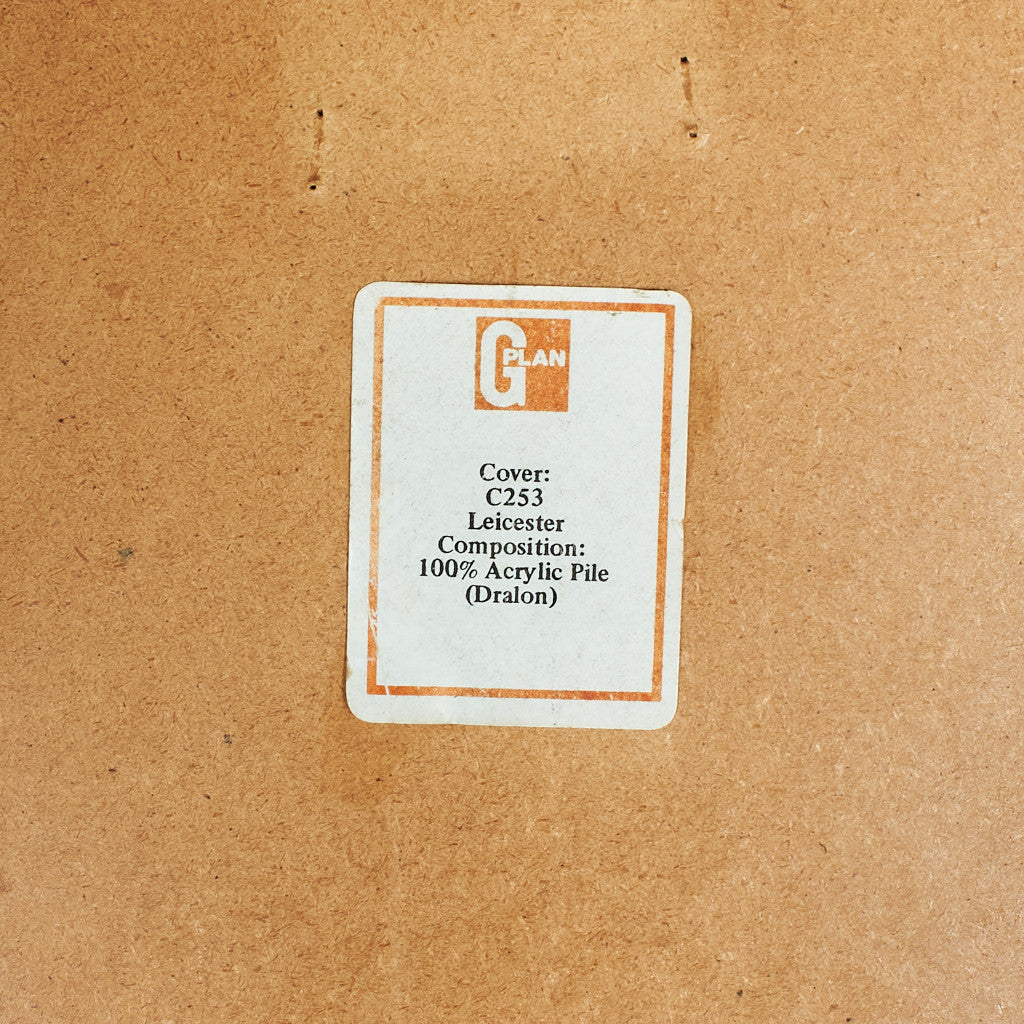 Fresco パッドバックダイニングチェア(Carver Chair 4566D)