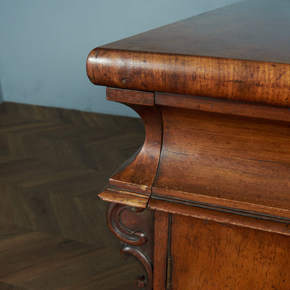 British Classic Sideboard #81726