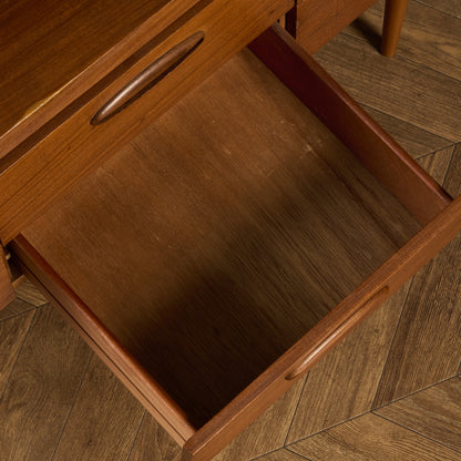 ホームウォージー ギャランティード ファニチャー Homeworthy guaranteed furniture ヴィンテージ サイドボード #89567