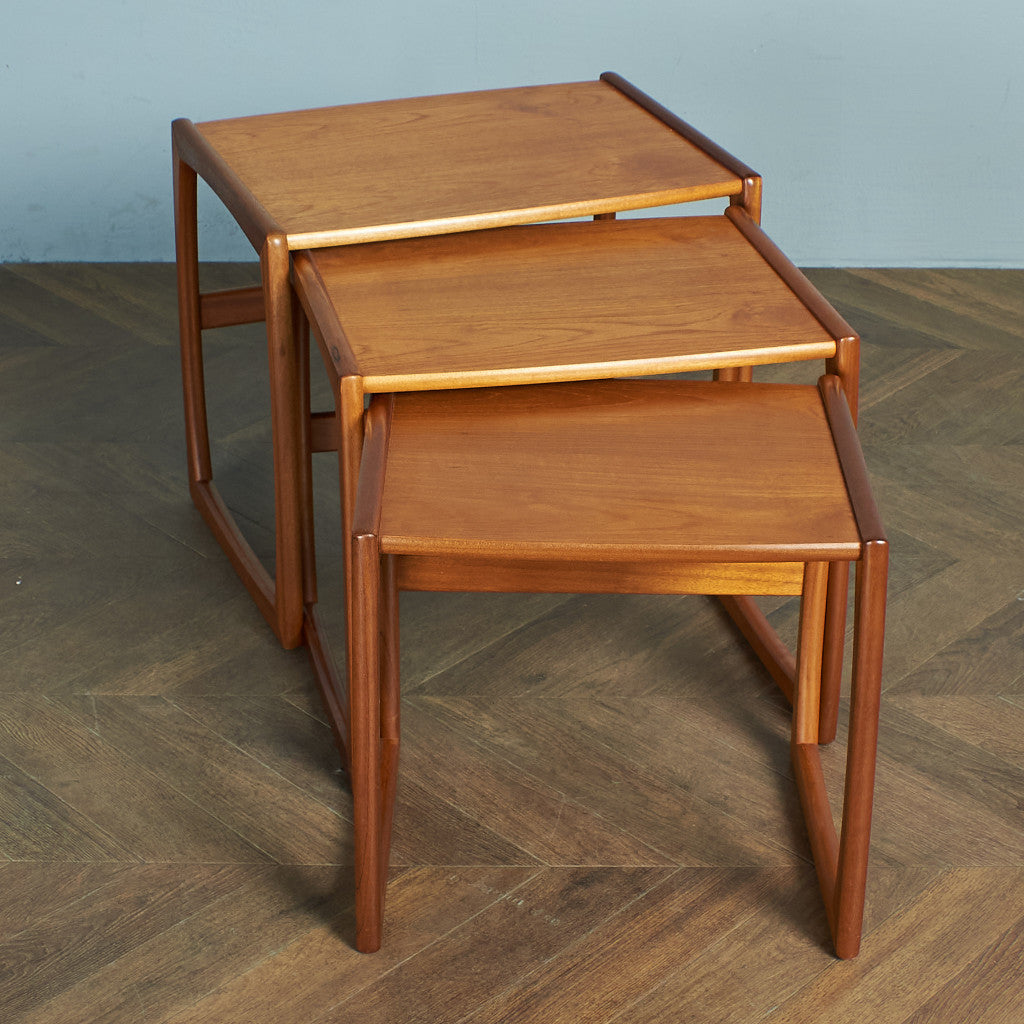British Vintage Nesting Table #78226