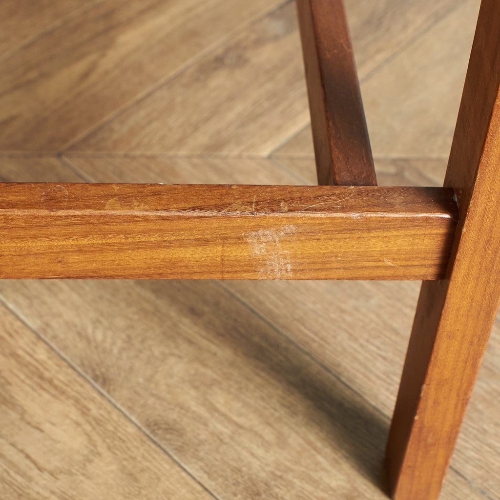 [67518][Remploy] British vintage coffee table