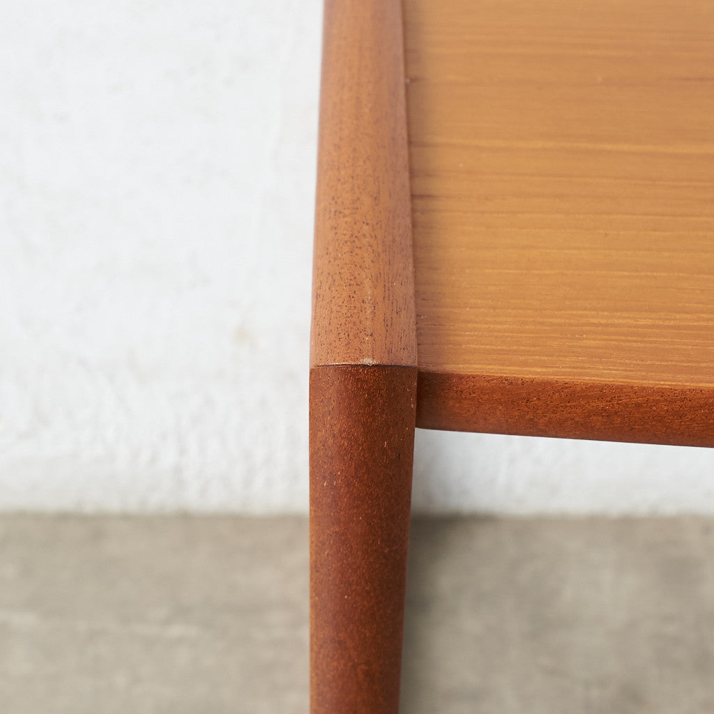 [67326] British vintage nesting table