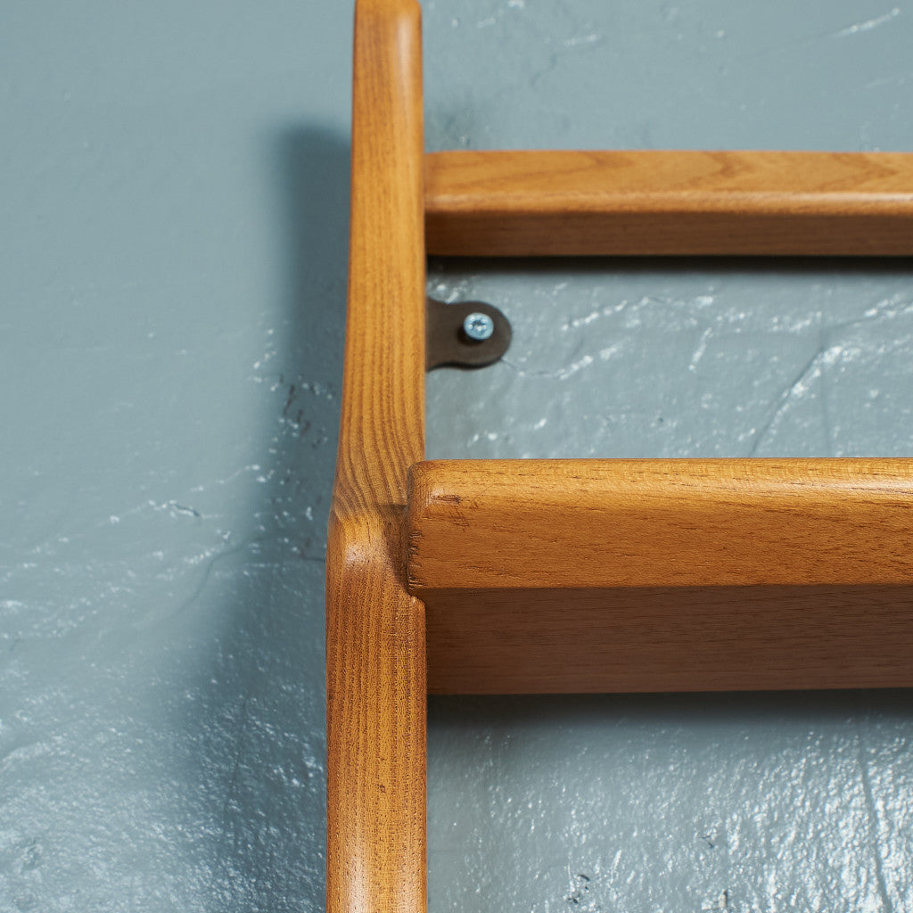 ヴィンテージ ウォールラック (Wall Mounted Plate Rack model 268)