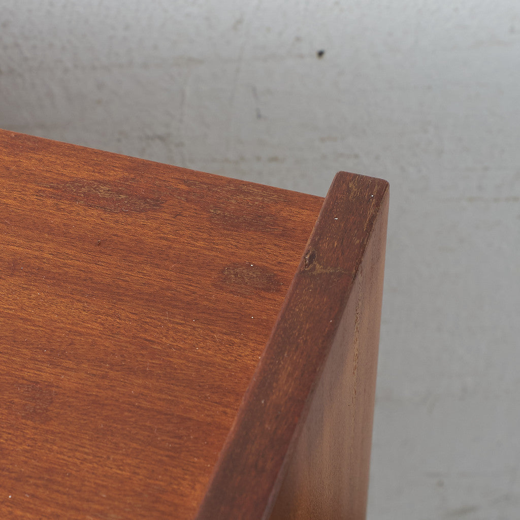 [67619] British vintage glass bookcase