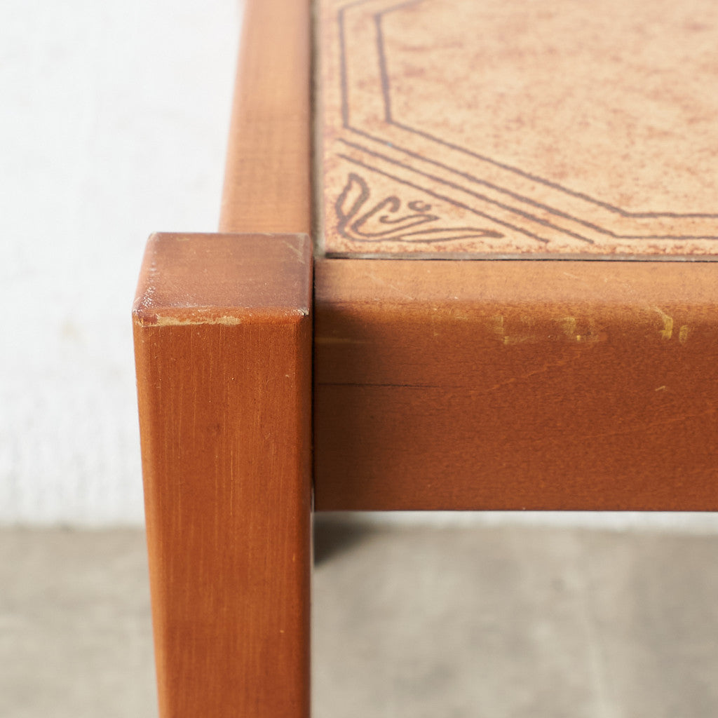 [65990] British vintage tile top side table