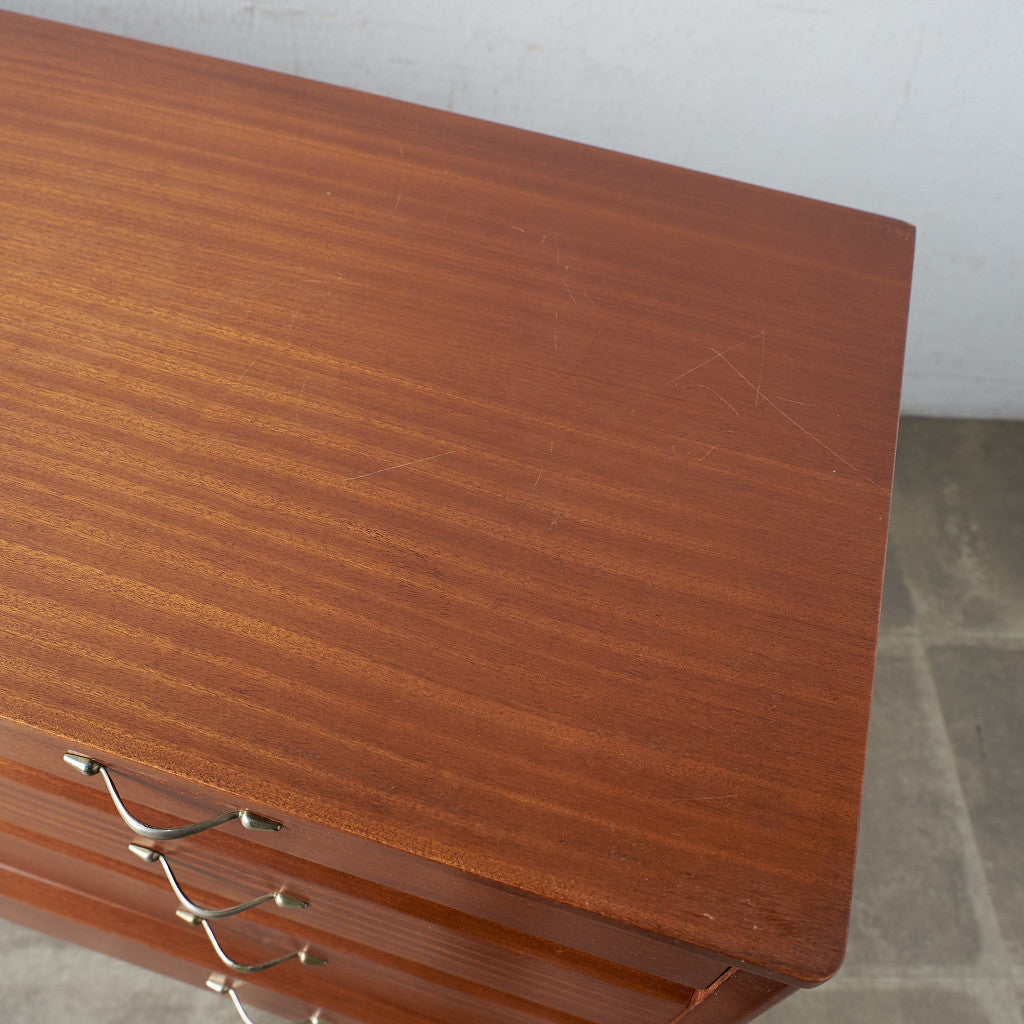[67366][Jentique] Vintage sideboard