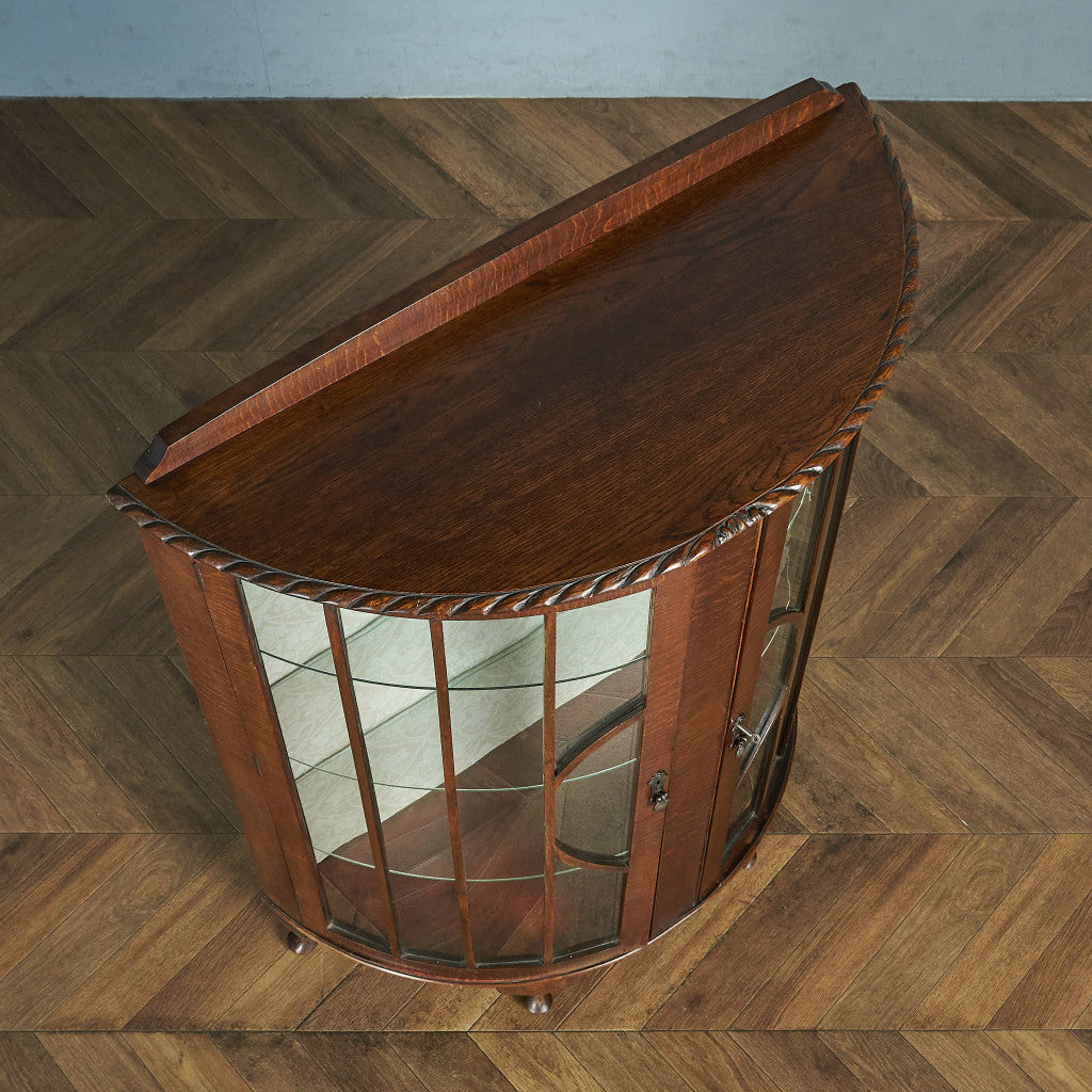 British Classic Curio Case/Display Cabinet #83962