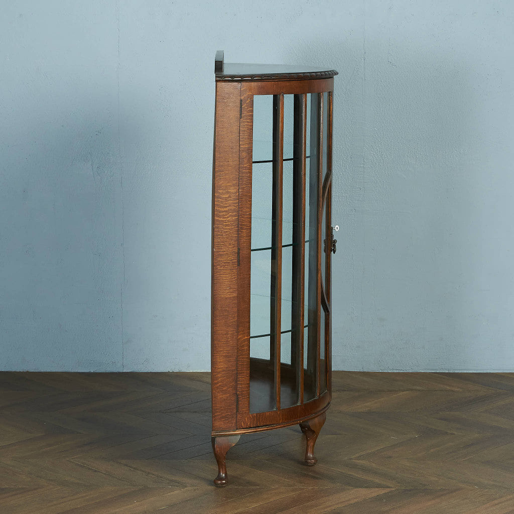British Classic Curio Case/Display Cabinet #83962