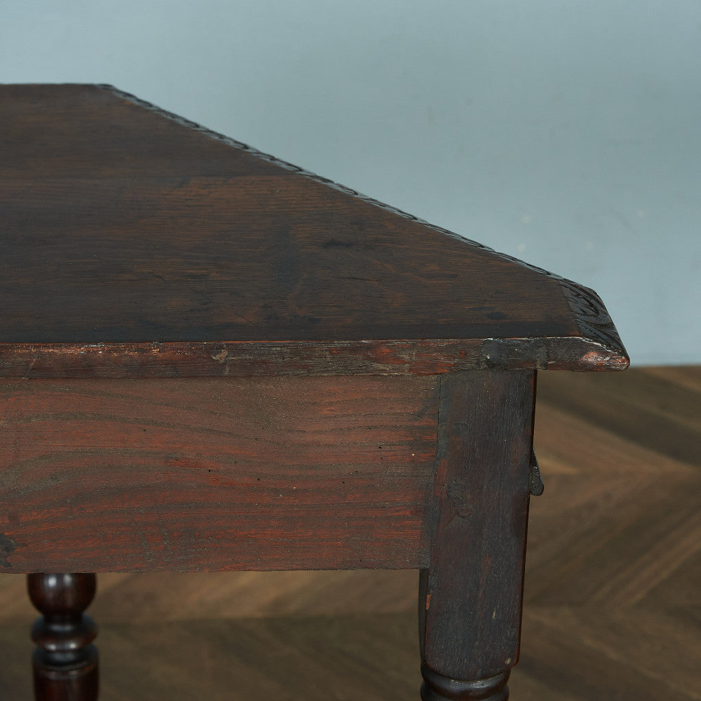 British classic oak side table #80476