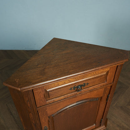 British Classic Oak Corner Cabinet #81946