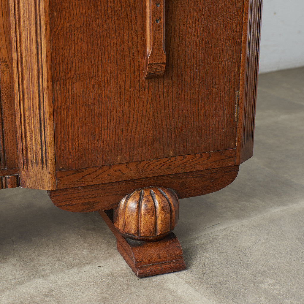 [67250] British classic Art Deco style bookcase