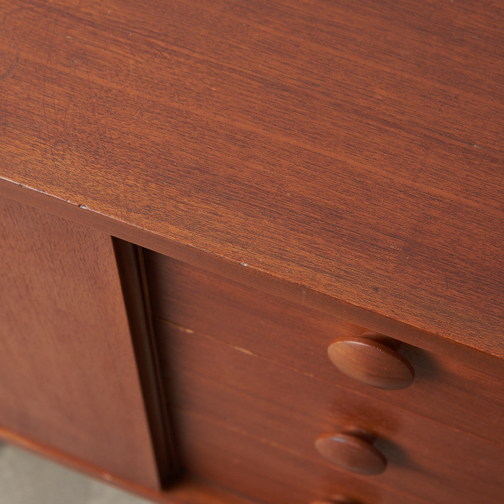 イギリスヴィンテージ サイドボード
