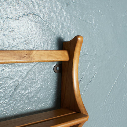 ヴィンテージ ウォールラック (Wall Mounted Plate Rack model 268)