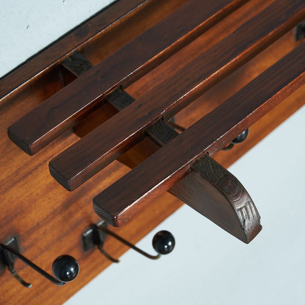 British Vintage Wall Hanger Rack #82035